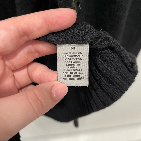 Remain Extrasoft Wool Snap Button Front Knit Ponco Sweater Hooded Black M - Picture 6 of 8